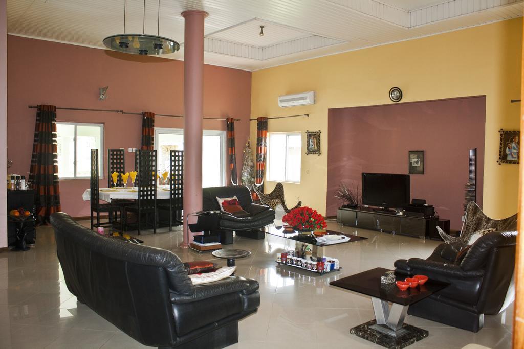 Quest Lodge Accra Luaran gambar