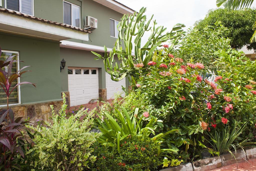 Quest Lodge Accra Luaran gambar